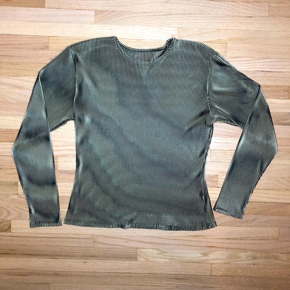 VINTAGE GOLD PLEATED BLOUSE SMALL. - Picture 1 of 6